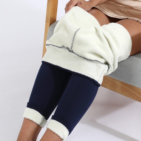 Cashmere Leggings for Winter Workouts - Image 4